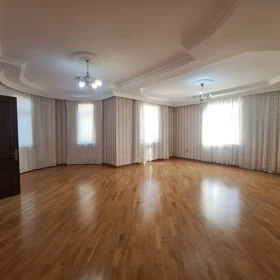 In Khirdalan 520.0 m² house with 7.0 rooms is for sale - Image 8