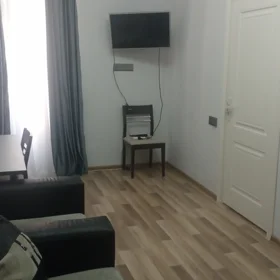 In Baku 65.0 m² apartment is for rent - Image 3