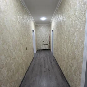 In Suraxanı rayonu 180.0 m² house with 4.0 rooms is for sale - Image 2