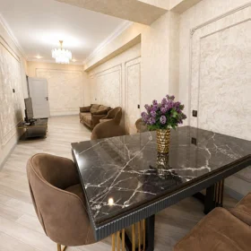 In Baku 80.0 m² apartment is for rent - Image 4