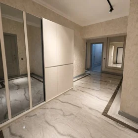 In Baku 80.0 m² apartment is for rent - Image 7