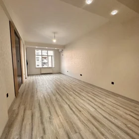 In Baku 105.0 m² apartment is for sale - Image 4