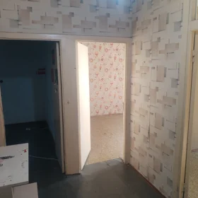 In Baku 70.0 m² apartment is for sale - Image 5