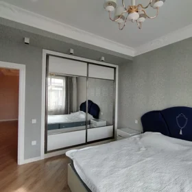 In Baku 150.0 m² apartment is for rent - Image 7