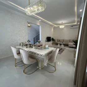 In Xəzər rayonu 250.0 m² house with 4.0 rooms is for rent - Image 2