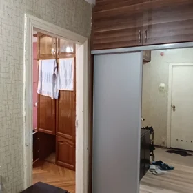 In Baku 65.0 m² apartment is for sale - Image 4