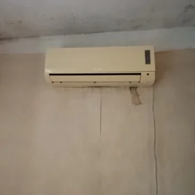 In Baku 65.0 m² apartment is for sale - Image 7