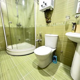 In Baku 60.0 m² apartment is for rent - Image 2