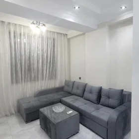In Baku 50.0 m² apartment is for rent - Image 3