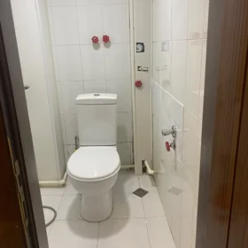 In Baku 80.0 m² apartment is for rent - Image 2