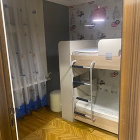 In Baku 80.0 m² apartment is for rent - Image 5
