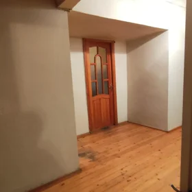 In Baku 100.0 m² apartment is for sale - Image 4