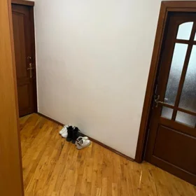 In Baku 100.0 m² apartment is for sale - Image 4