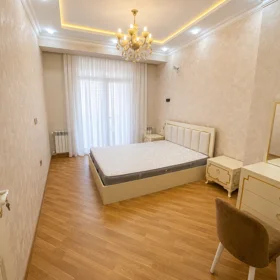 In Baku 60.0 m² apartment is for rent - Image 10