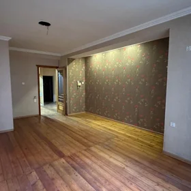 In Baku 100.0 m² apartment is for sale - Image 6