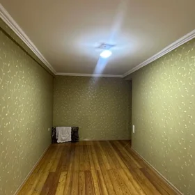 In Baku 100.0 m² apartment is for sale - Image 9