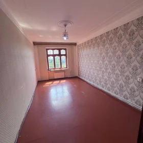 In Baku 40.0 m² apartment is for sale - Image 3