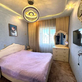 In Baku 70.0 m² apartment is for rent - Image 4