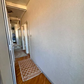 In Baku 100.0 m² apartment is for sale - Image 2