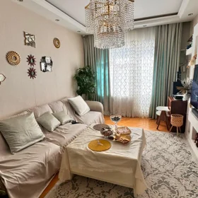 In Baku 100.0 m² apartment is for sale - Image 4