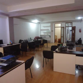 In Xətai rayonu 95.0 m² office is for rent - Image 3