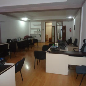 In Xətai rayonu 95.0 m² office is for rent - Image 5