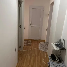 In Khirdalan 70.0 m² apartment is for sale - Image 4