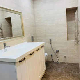 In Səbail rayonu 100.0 m² apartment is for rent - Image 5