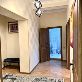 In Baku 92.0 m² apartment is for rent - Image 6