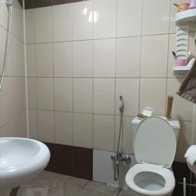 In Baku 30.0 m² house with 1.0 rooms is for sale - Image 5