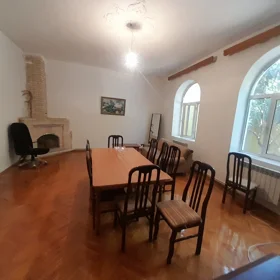 In Baku 220.0 m² house with 3.0 rooms is for rent - Image 5
