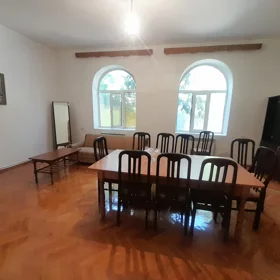 In Baku 220.0 m² house with 3.0 rooms is for rent - Image 6