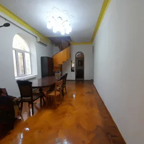 In Baku 220.0 m² house with 3.0 rooms is for rent - Image 9