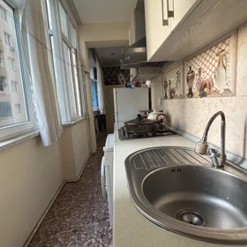 In Baku 90.0 m² apartment is for sale - Image 3