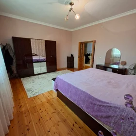 In Siyazan 300.0 m² house with 4.0 rooms is for sale - Image 6