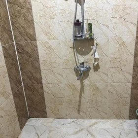 In Baku 80.0 m² apartment is for sale - Image 6