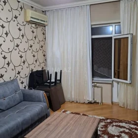 In Baku 110.0 m² apartment is for sale - Image 3