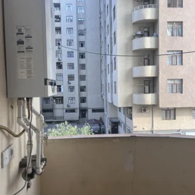 In Baku 61.0 m² apartment is for sale - Image 2
