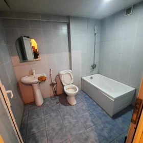 In Baku 50.0 m² apartment is for rent - Image 3