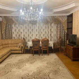 In Baku 147.0 m² apartment is for rent - Image 4