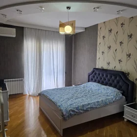 In Baku 136.0 m² apartment is for rent - Image 6