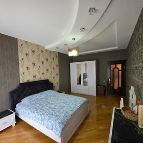 In Baku 136.0 m² apartment is for rent - Image 7