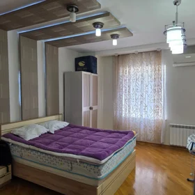 In Baku 136.0 m² apartment is for rent - Image 9