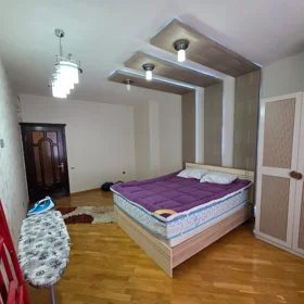 In Baku 136.0 m² apartment is for rent - Image 10