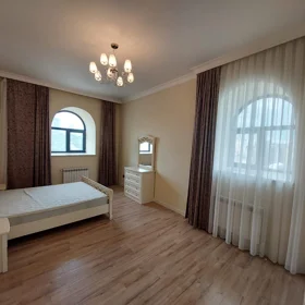 In Baku 145.0 m² apartment is for rent - Image 7