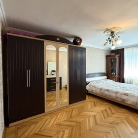 In Baku 70.0 m² apartment is for sale - Image 5