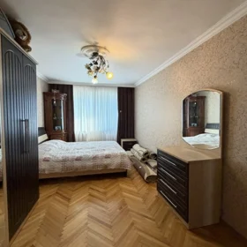 In Baku 70.0 m² apartment is for sale - Image 7