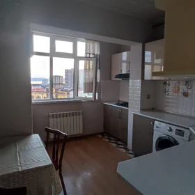 In Baku 70.0 m² apartment is for rent - Image 3