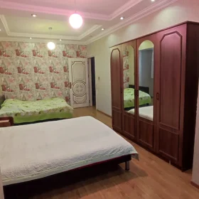 In Baku 70.0 m² apartment is for rent - Image 5