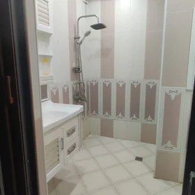 In Baku 70.0 m² apartment is for rent - Image 9